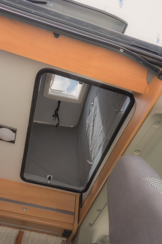 Pop-up roof SCA 252 for Sprinter/Crafter