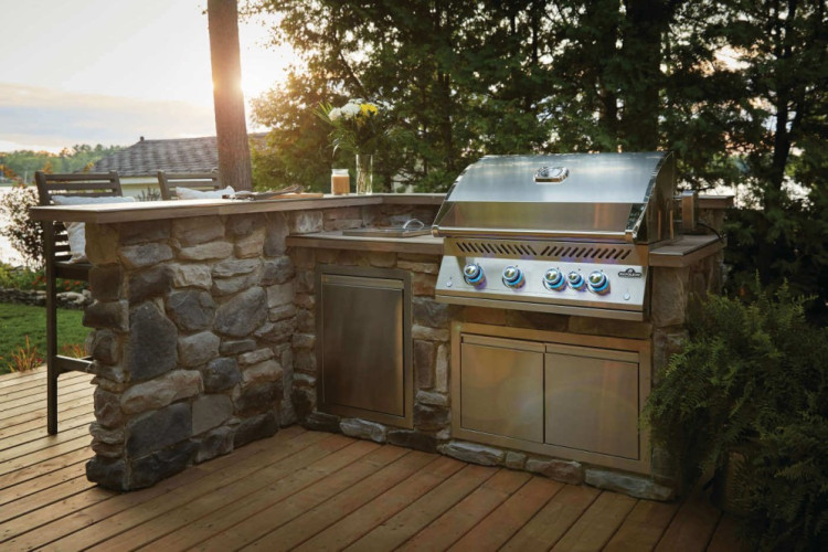 Gasgrill integriert NAPOLEON Serie 700 - 81 CM